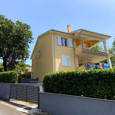 Villa Rudy Holiday Home Нивице Екстериор снимка