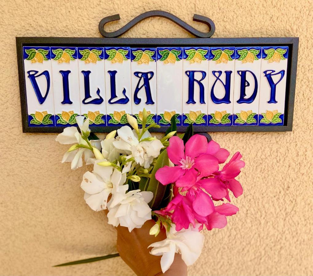 Villa Rudy Holiday Home Нивице Екстериор снимка